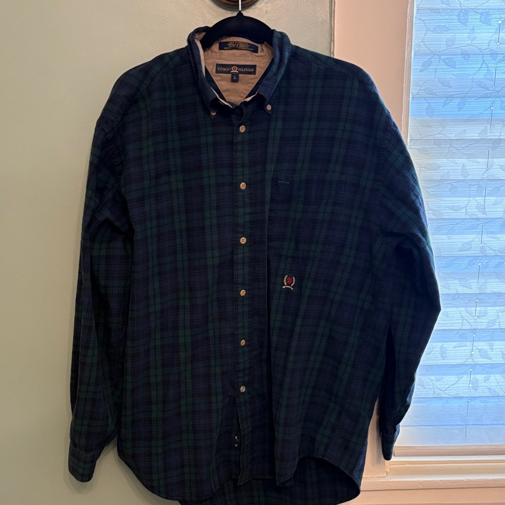 Tommy Hilfiger Plaid Flannel Shirt Men’s L Green Navy Button Down Logo
